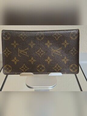 Louis Vuitton checkbook